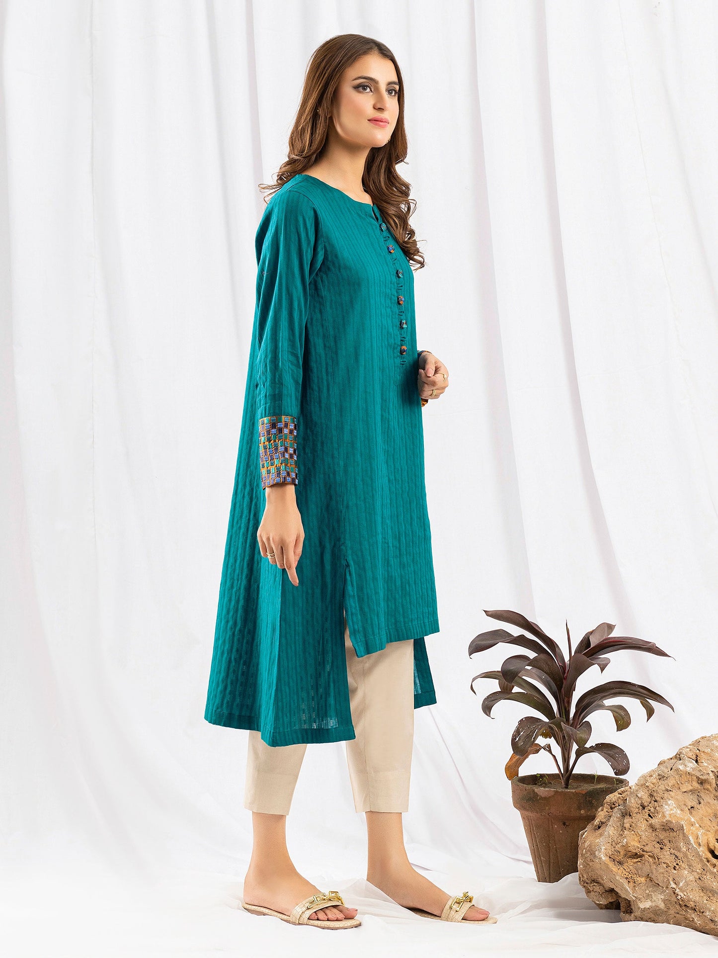 Textured Lawn Shirt-Embroidered (Pret)