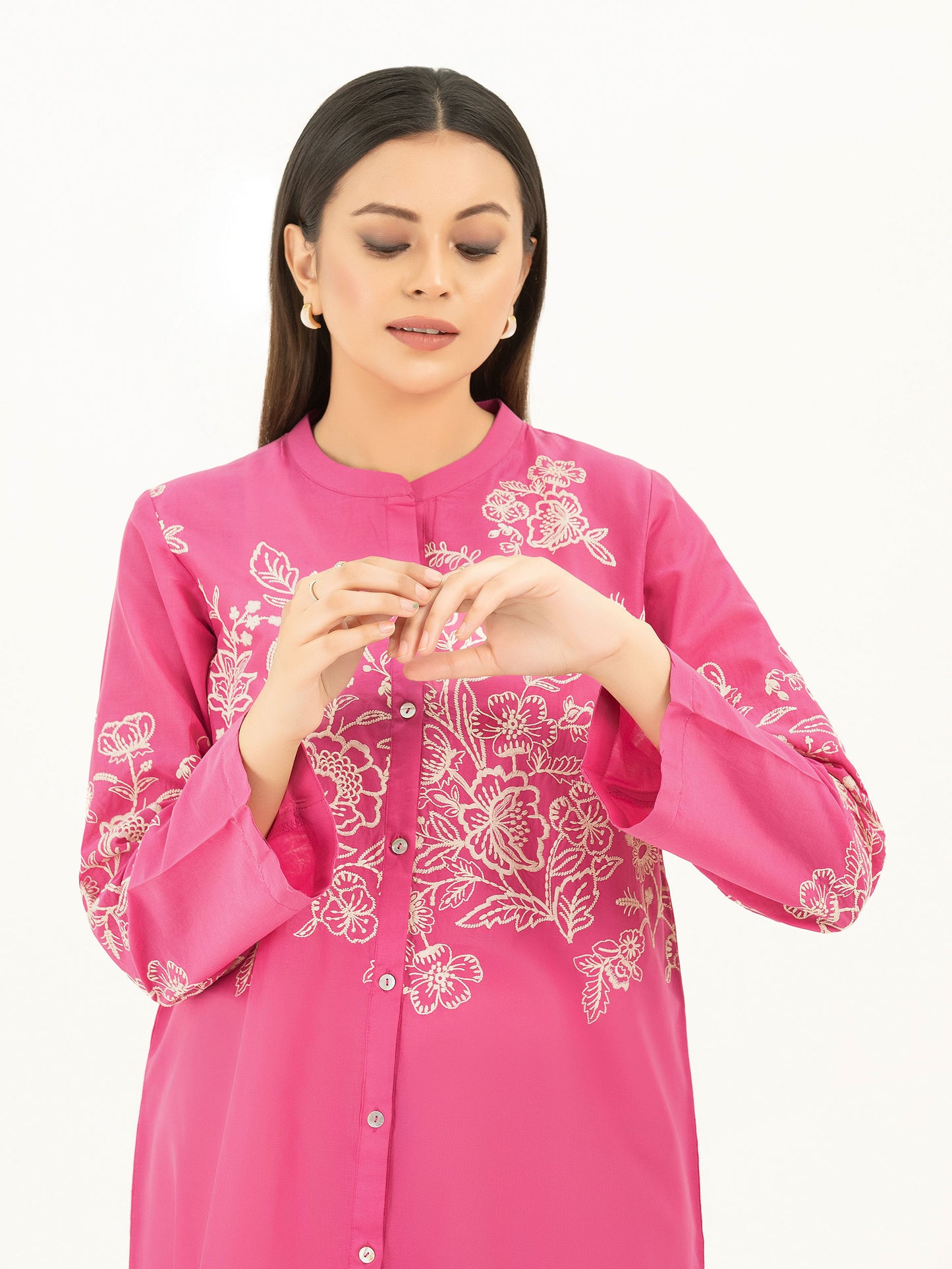 Cambric Kurti-Embroidered (Pret)