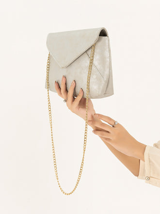 glitter-textured-handbag