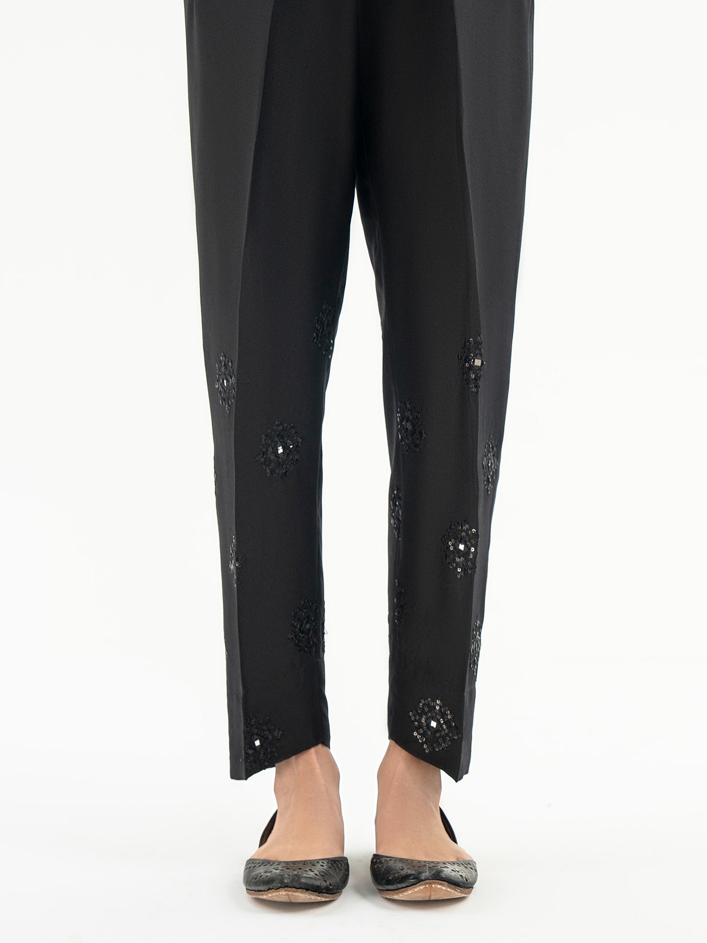 Embroidered Crepe Trouser (Pret)