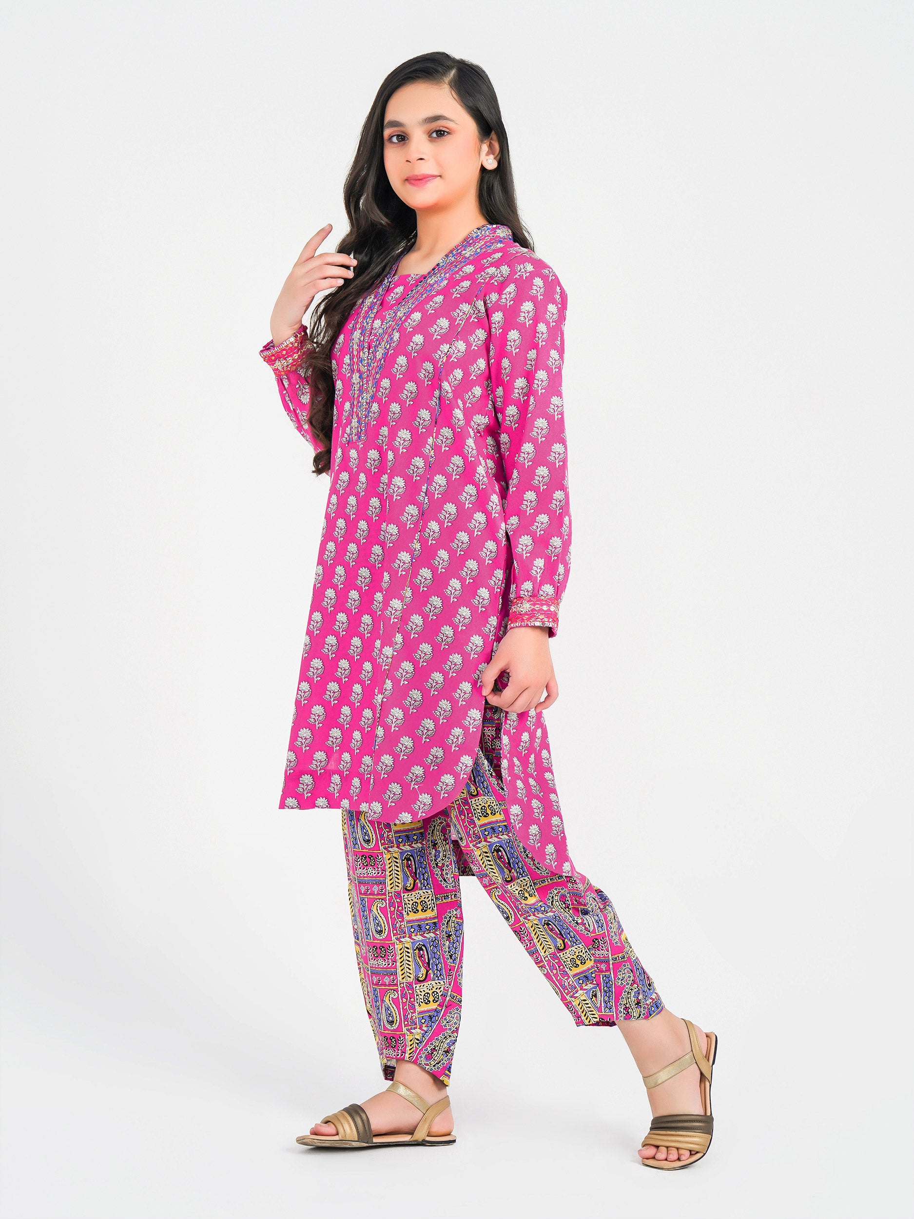 2-piece-khaddar-suit-embroidered