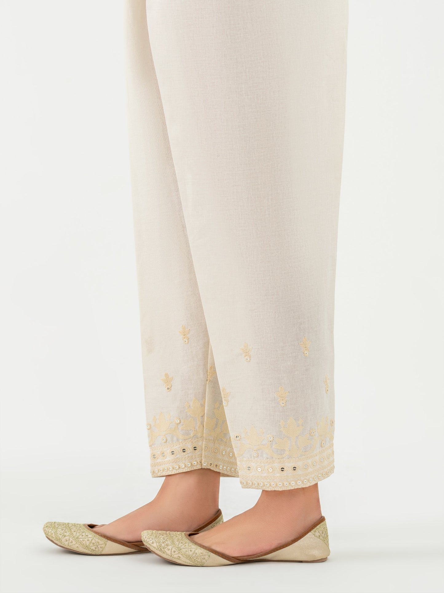 Khaddar Trouser-Embroidered (Pret)