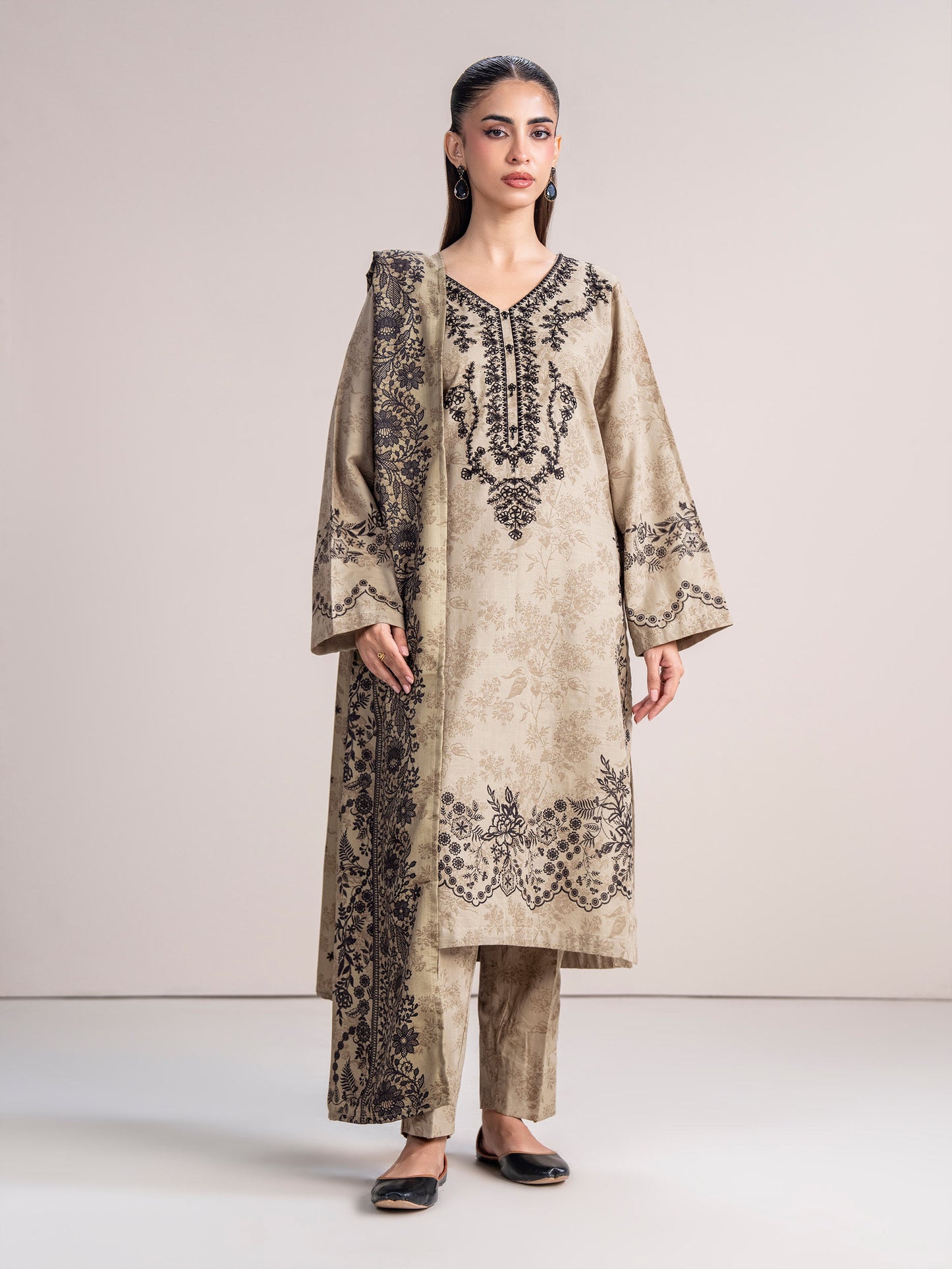 3 Piece Slub Khaddar Suit- Embroidered (Pret)