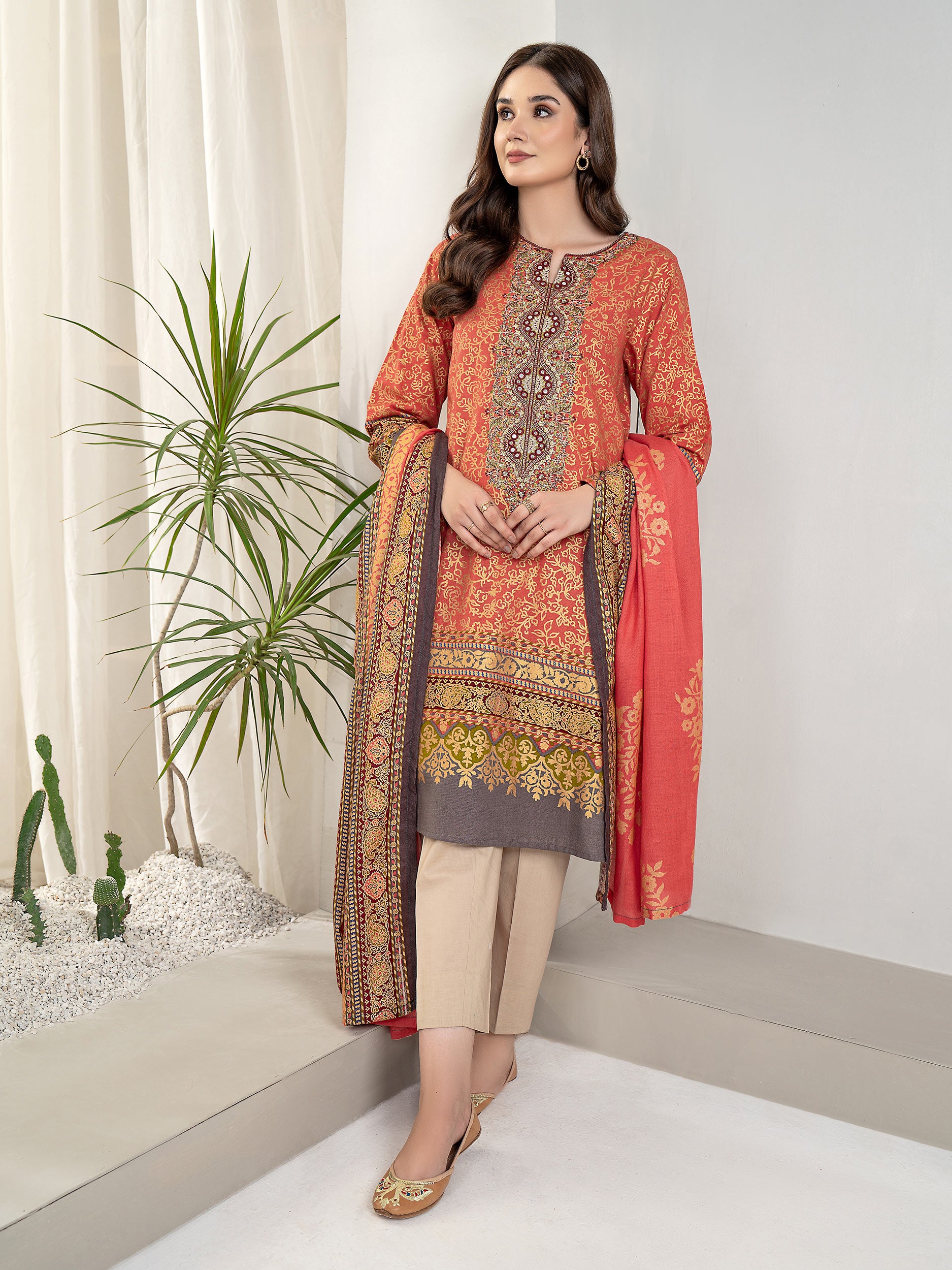 2-piece-khaddar-suit-embroidered-(unstitched)