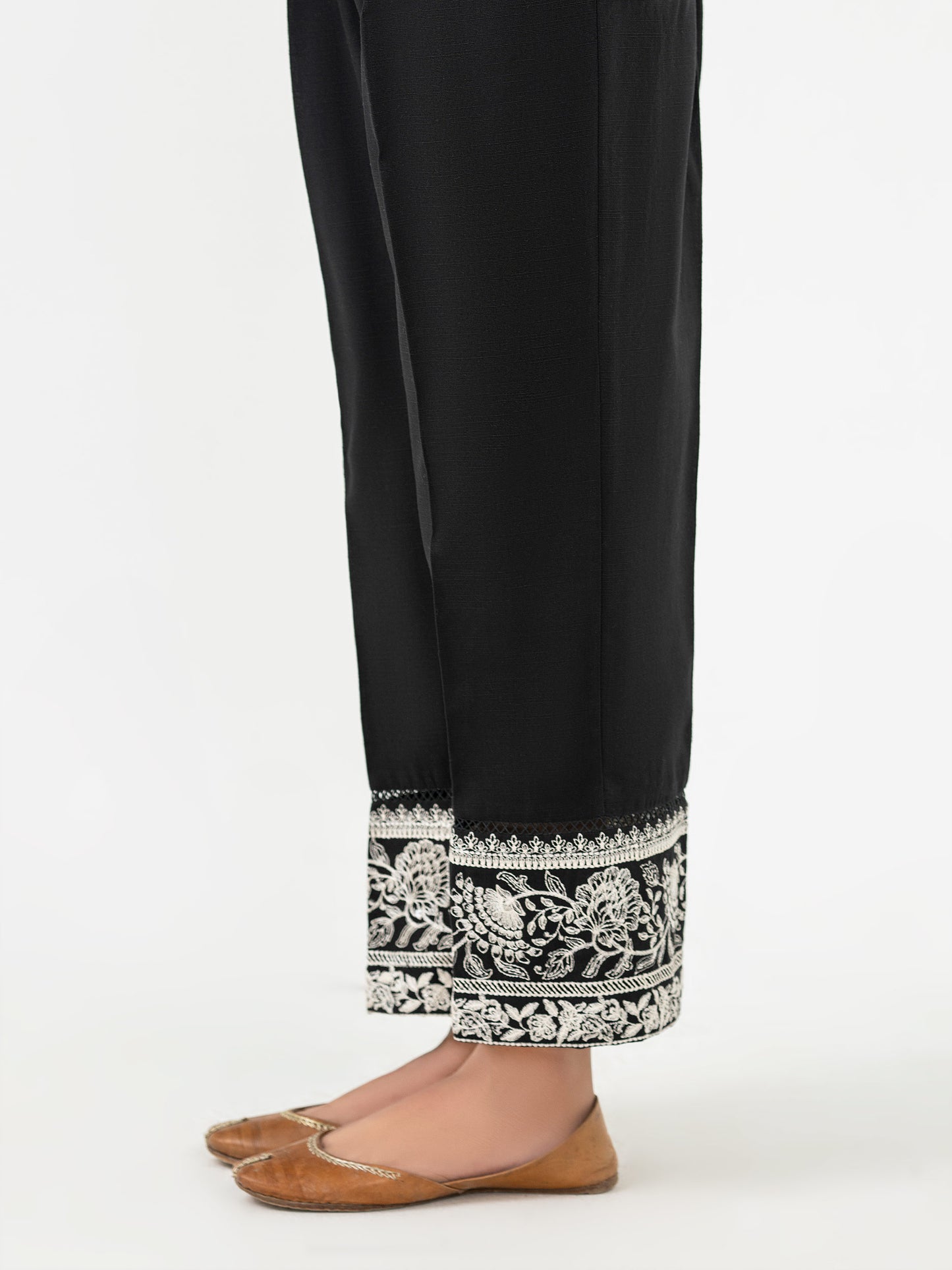 Embroidered Khaddar Trouser
