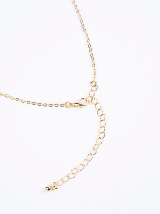metallic-tassel-necklace