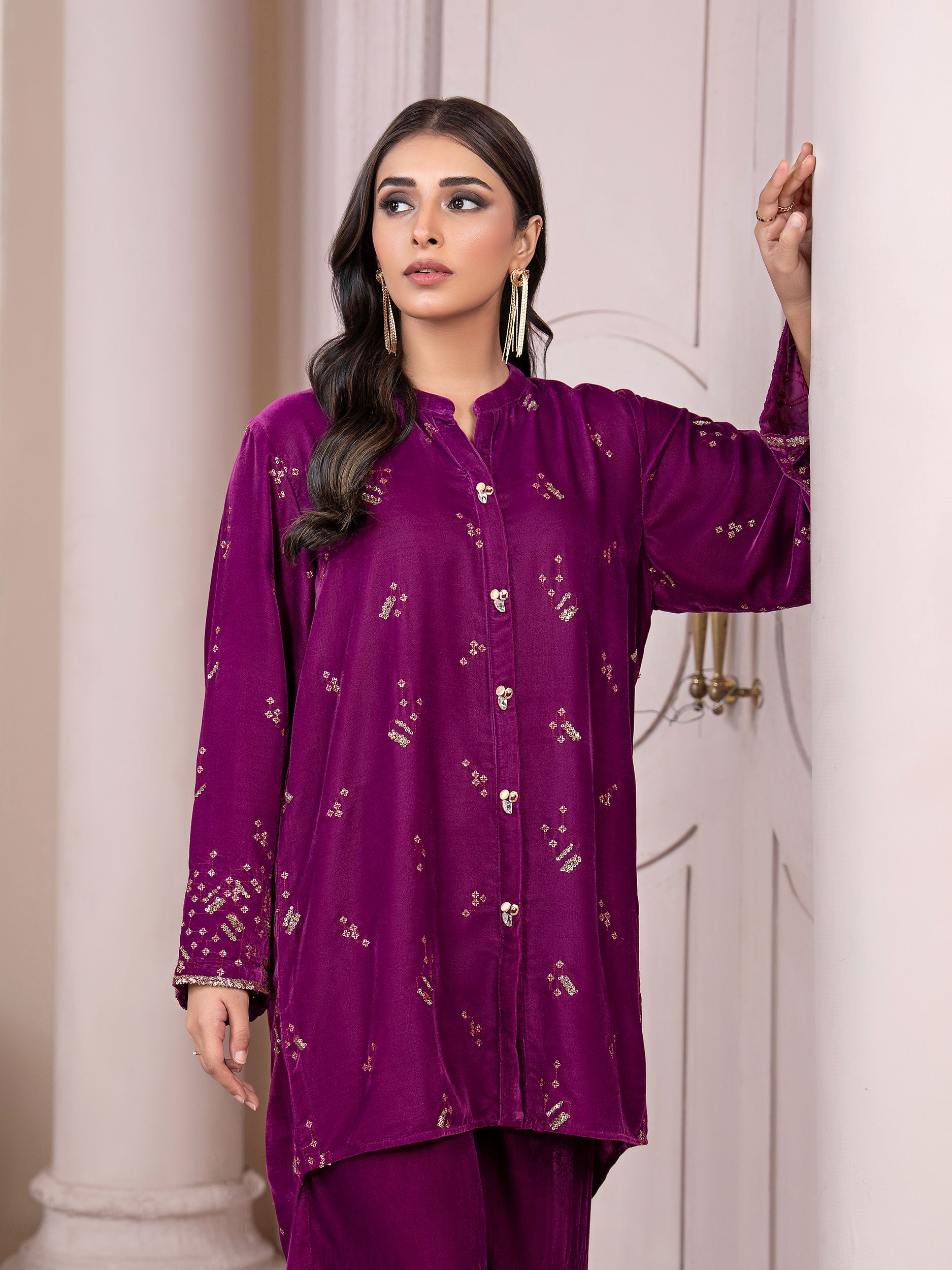 2 Piece Velvet SuitEmbroidered(Pret) Limelightpk