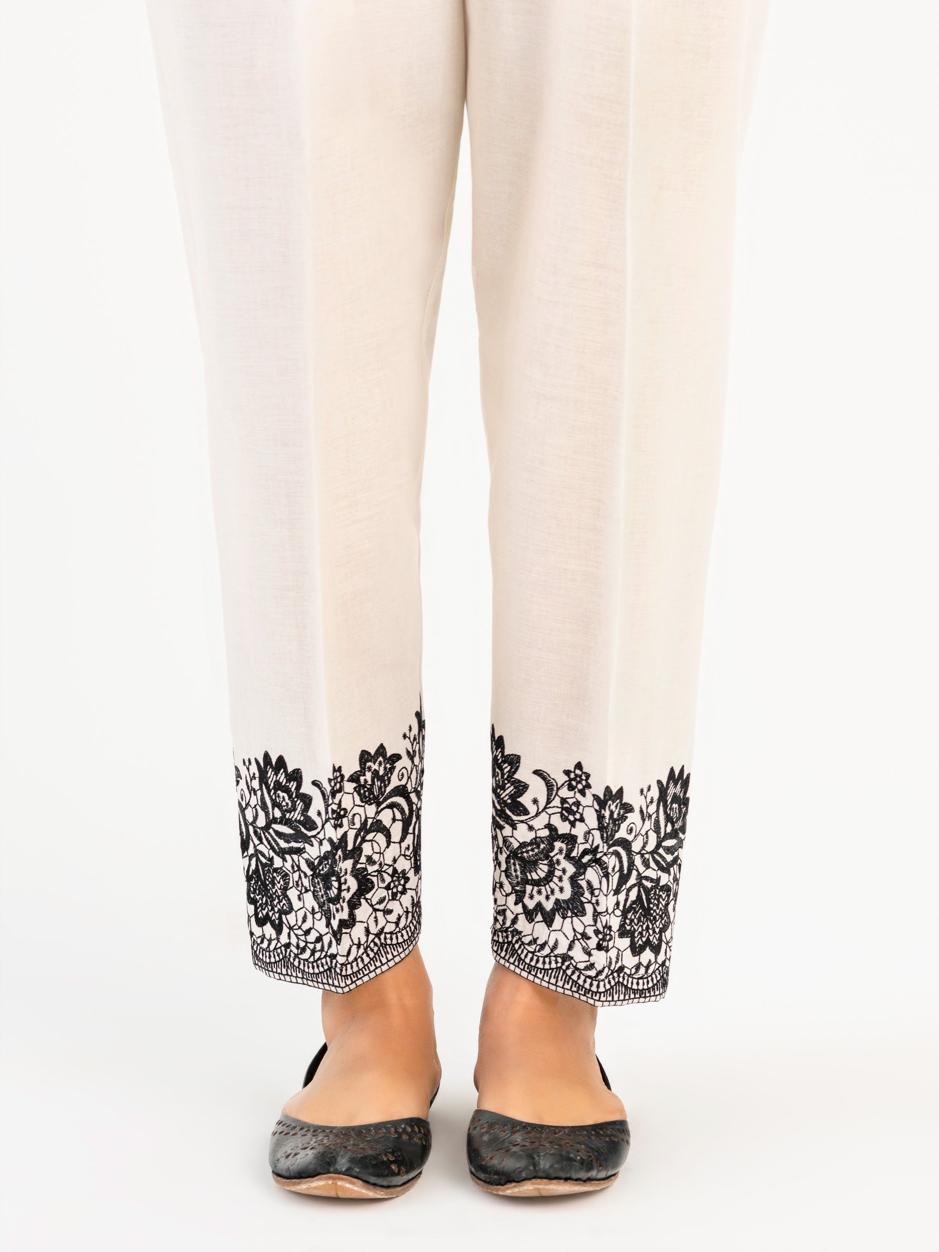 embroidered-winter-cotton-trouser(pret)