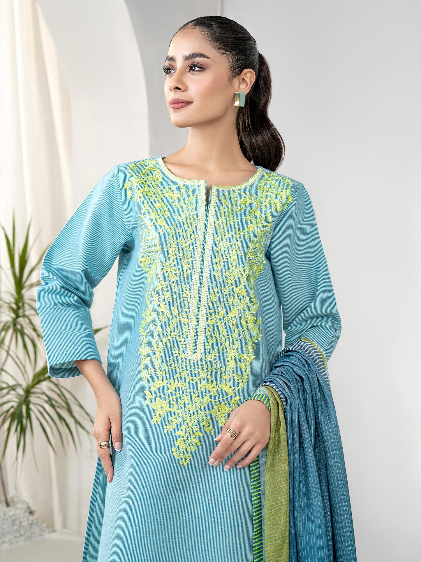 2 Piece Yarn Dyed Suit-Embroidered(Unstitched)