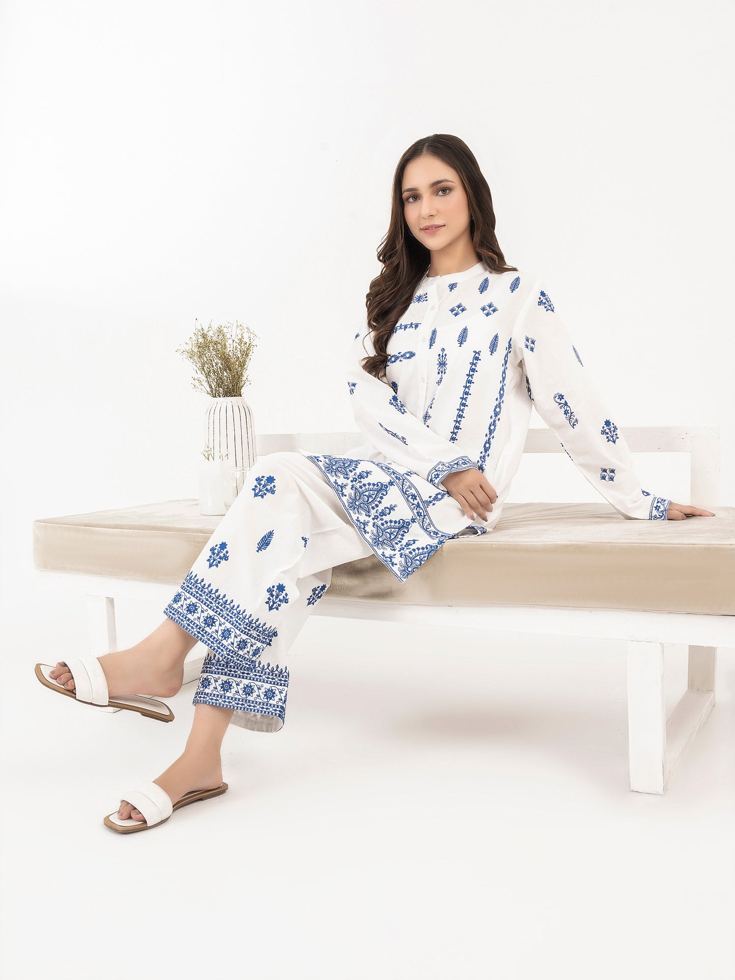 Lawn Co-Ord Set-Embroidered (Pret)