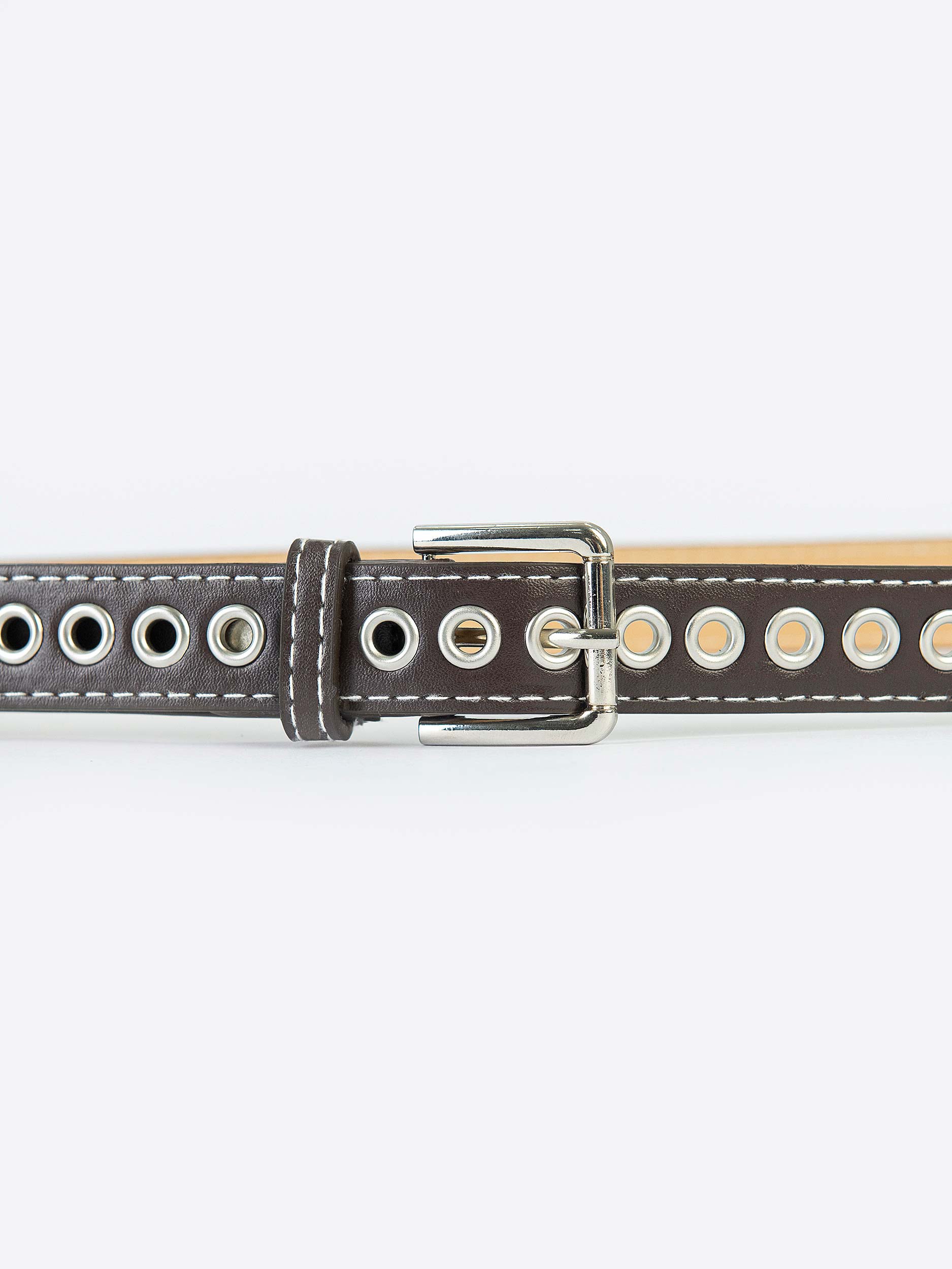 narrow-leather-belt