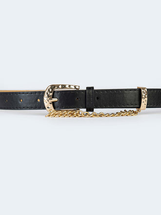 textured-buckle-belt