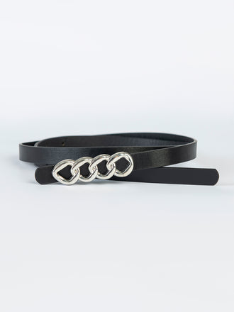 chain-buckle-belt
