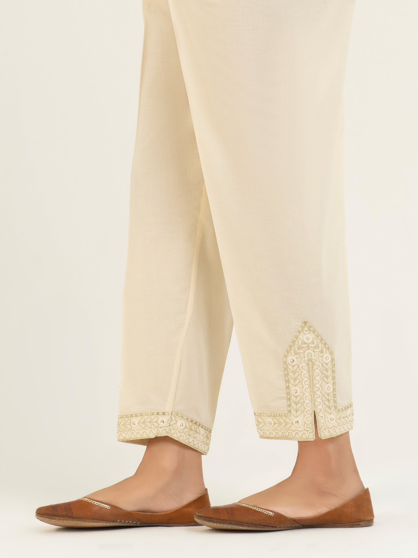 Embroidered Cambric Trouser(Pret)