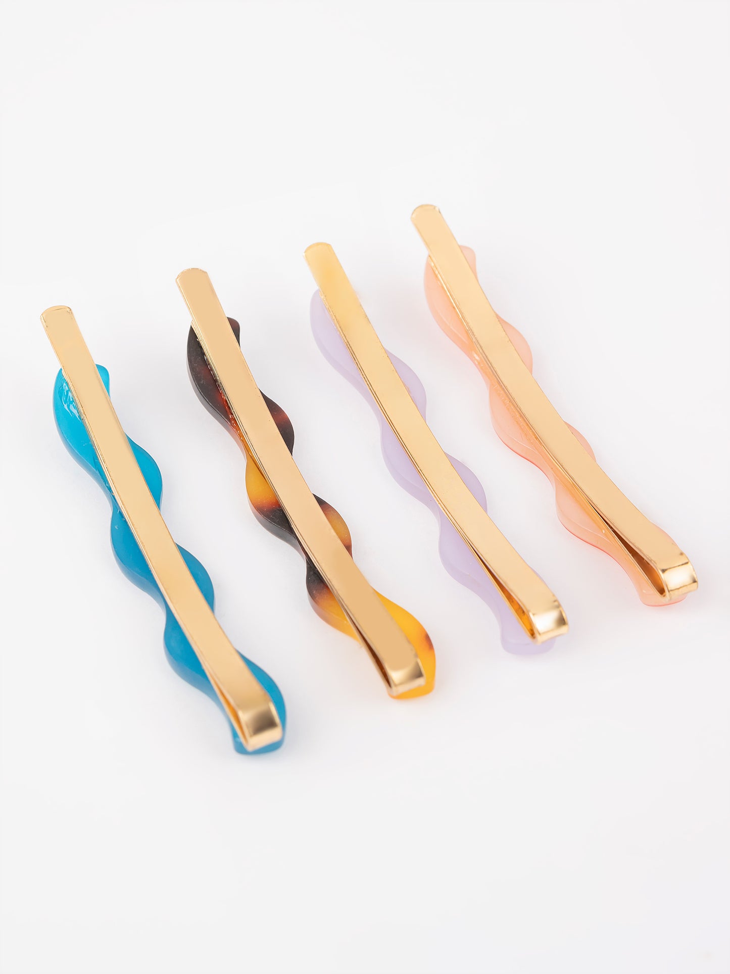 Wavy Hairpins