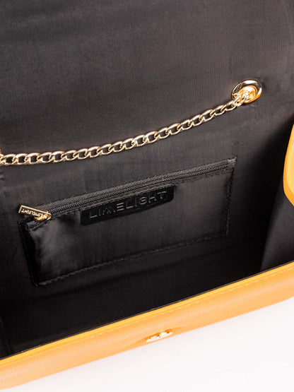 Casual Clutch