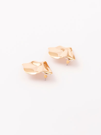 Curvy Stud Earrings