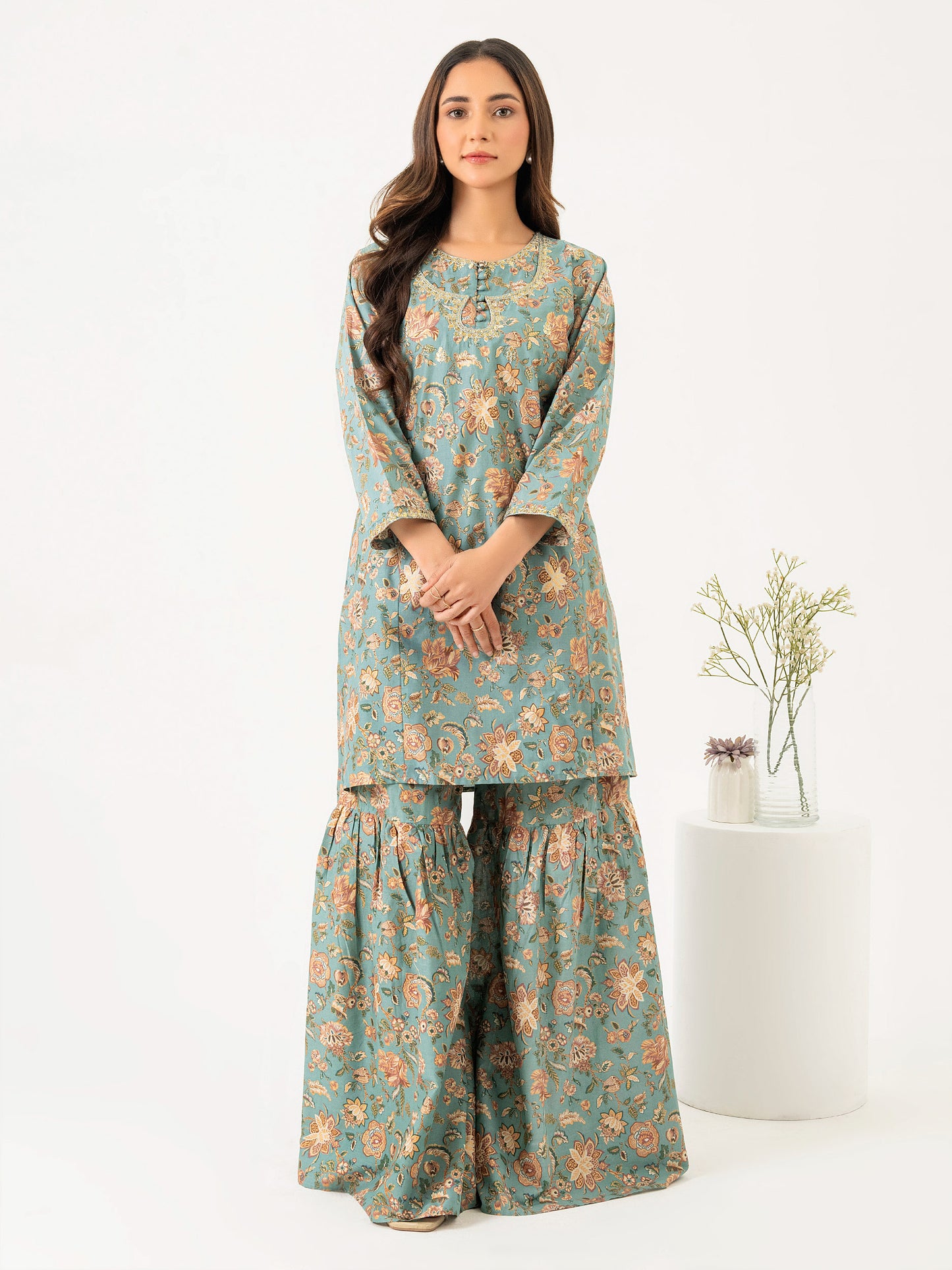 2 Piece Lawn Suit-Embroidered(Pret)