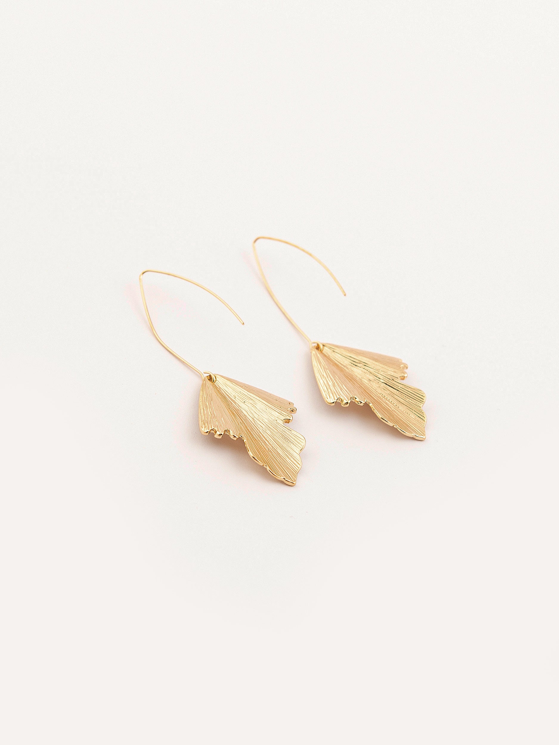 Classic Dangle Earrings Limelightpk