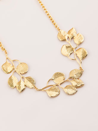 metallic-leaf-necklace