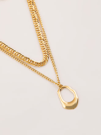 classic-gold-layered-necklace