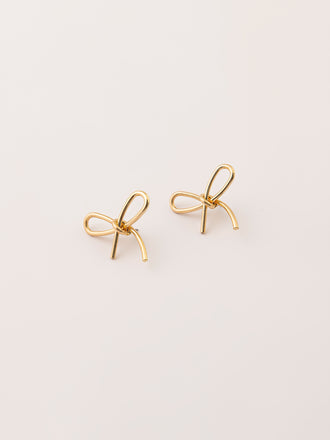 classic-metallic-earrings-set