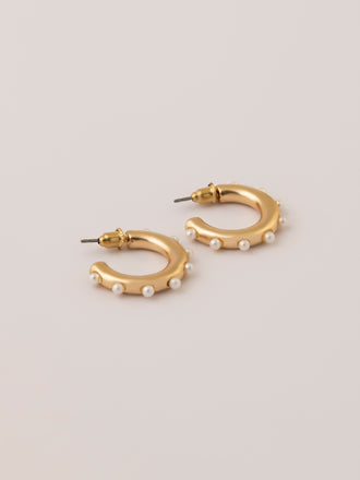vintage-c-hoop-earrings-set