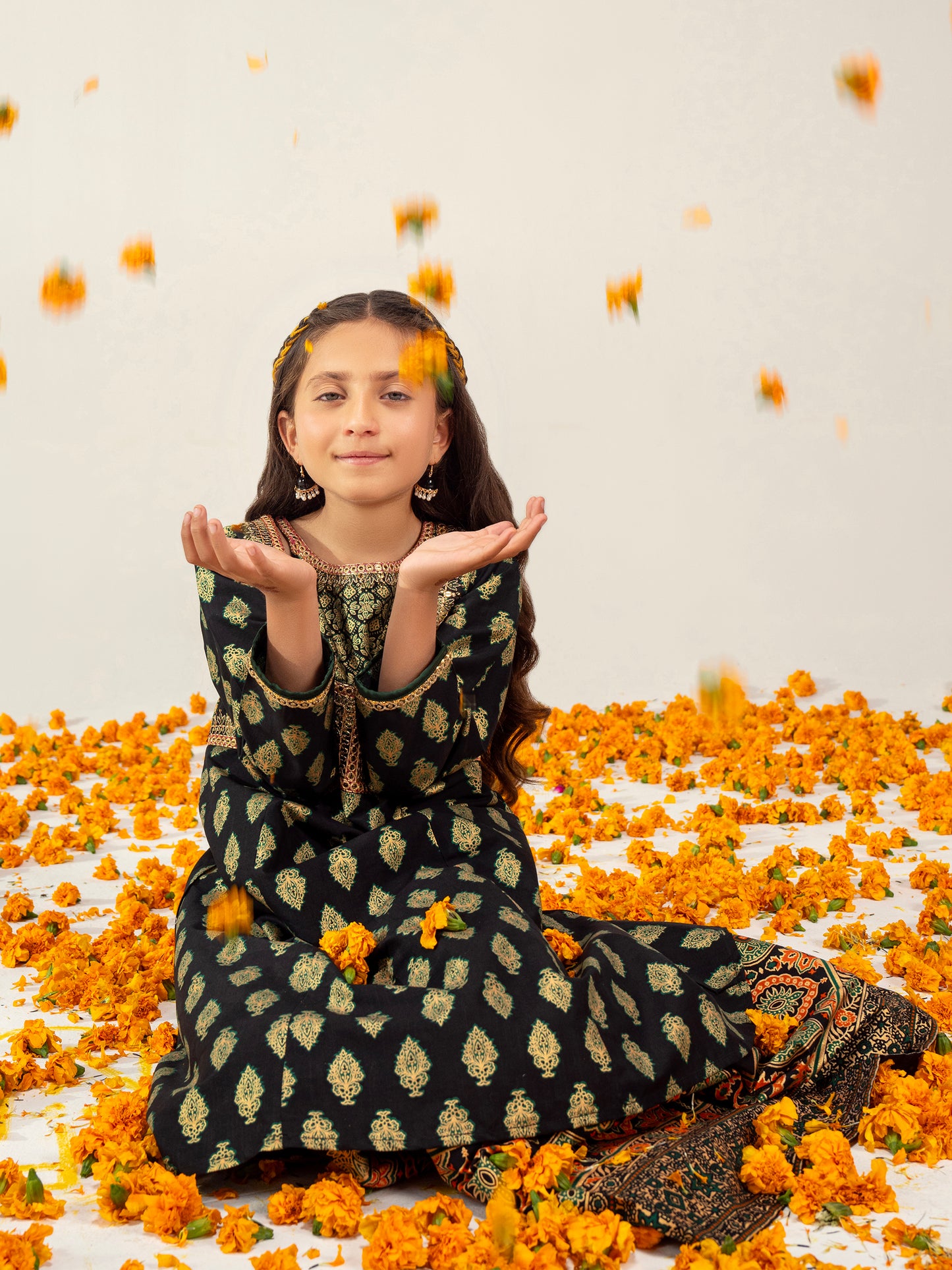 2 Piece Lawn Suit-Embroidered