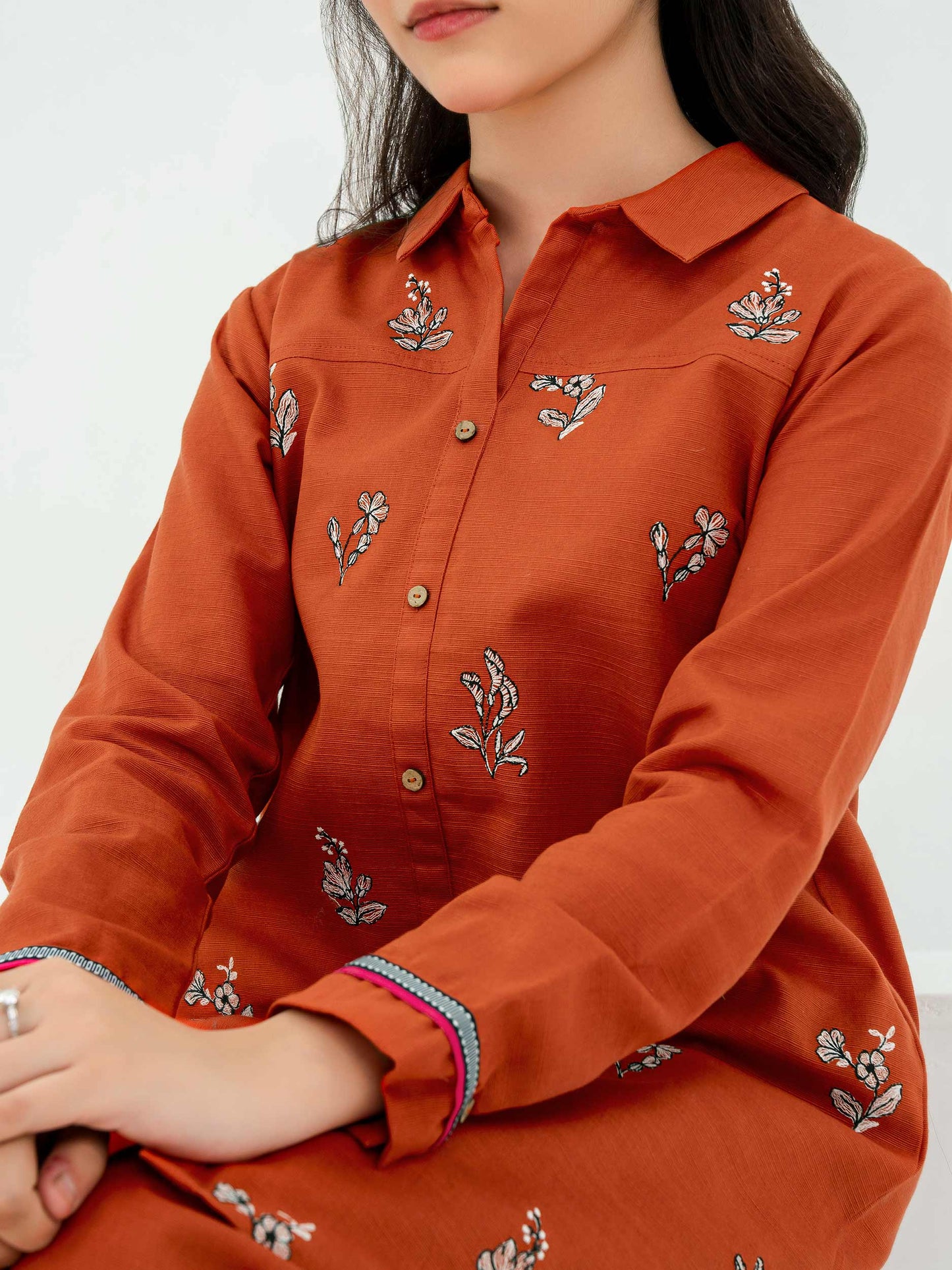 2 Piece Khaddar Suit-Embroidered (Pret)