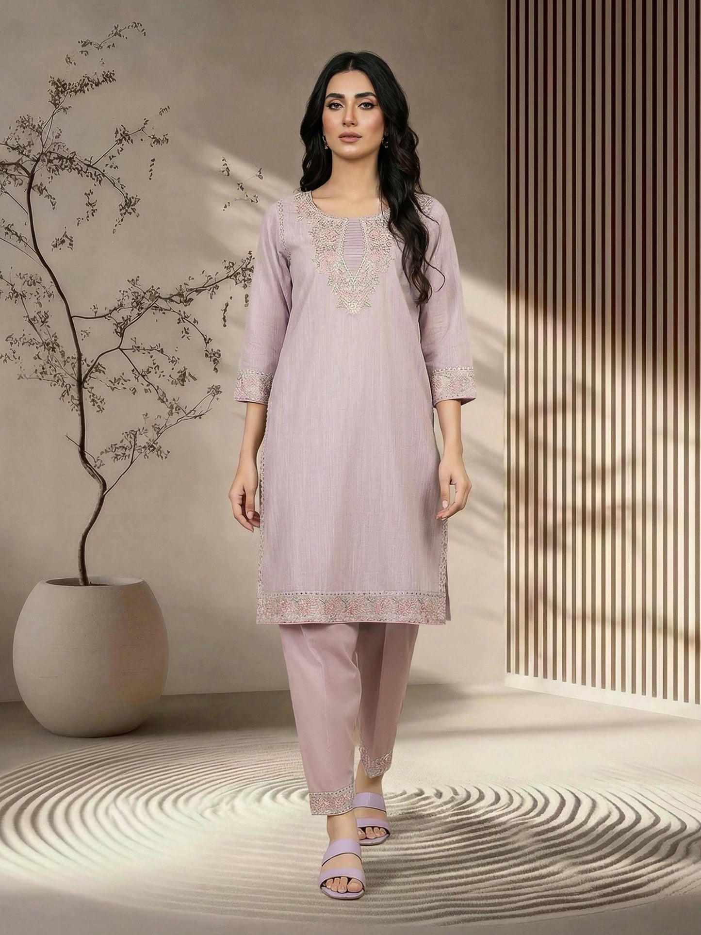 2 Piece Lawn Zari Suit- Embroidered (Pret)