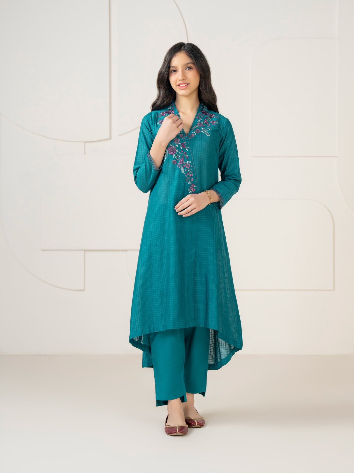 2 Piece Lawn Suit-Embroidered