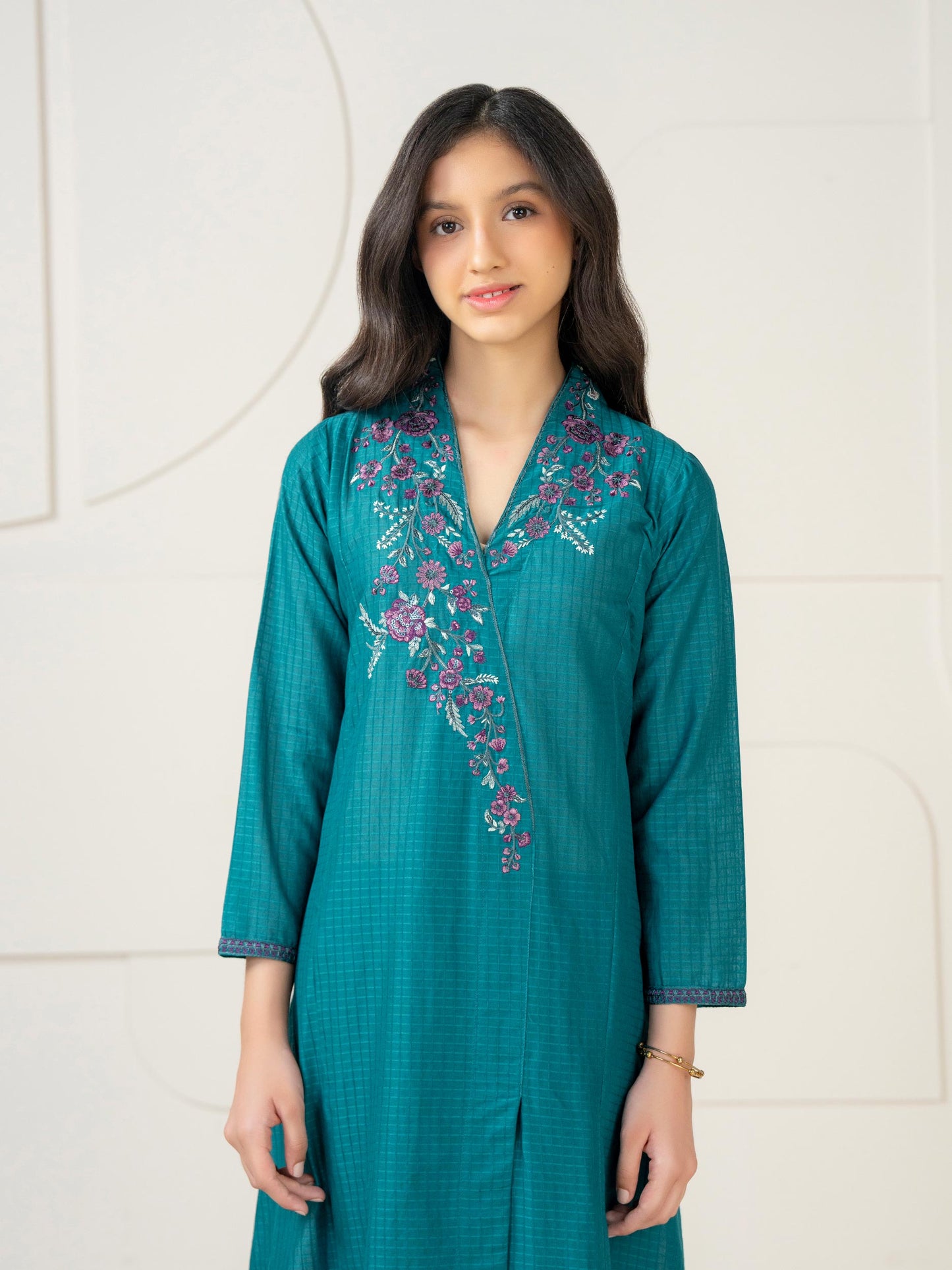 2 Piece Lawn Suit-Embroidered