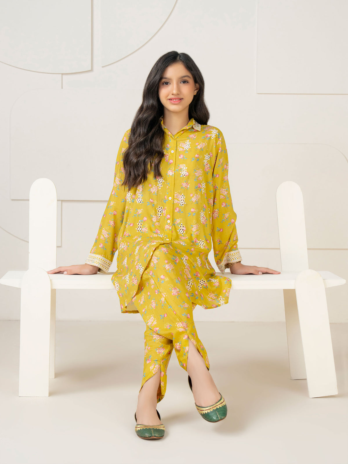 2 Piece Lawn Suit-Embroidered