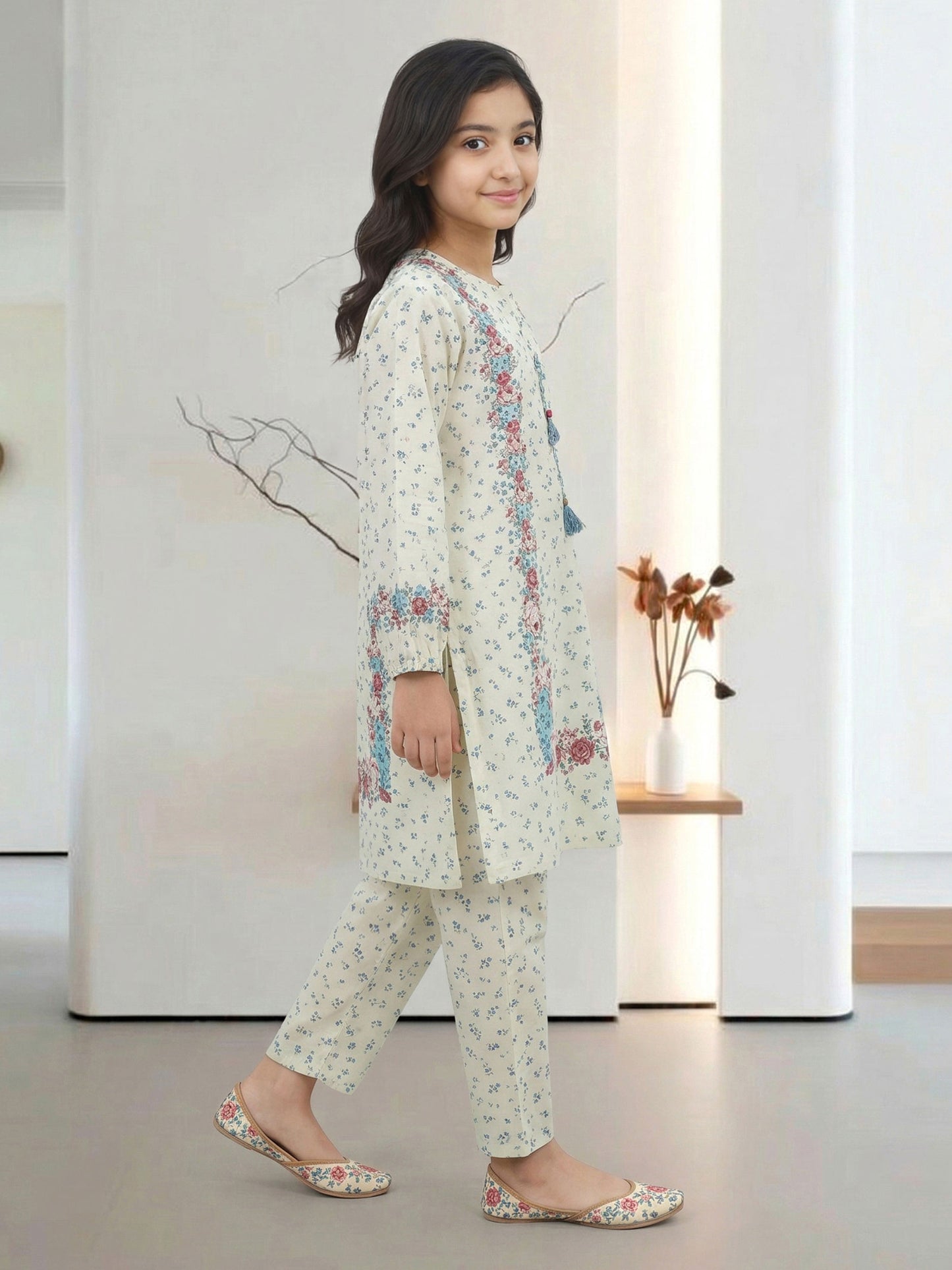 2 Piece Lawn Suit (Pret)