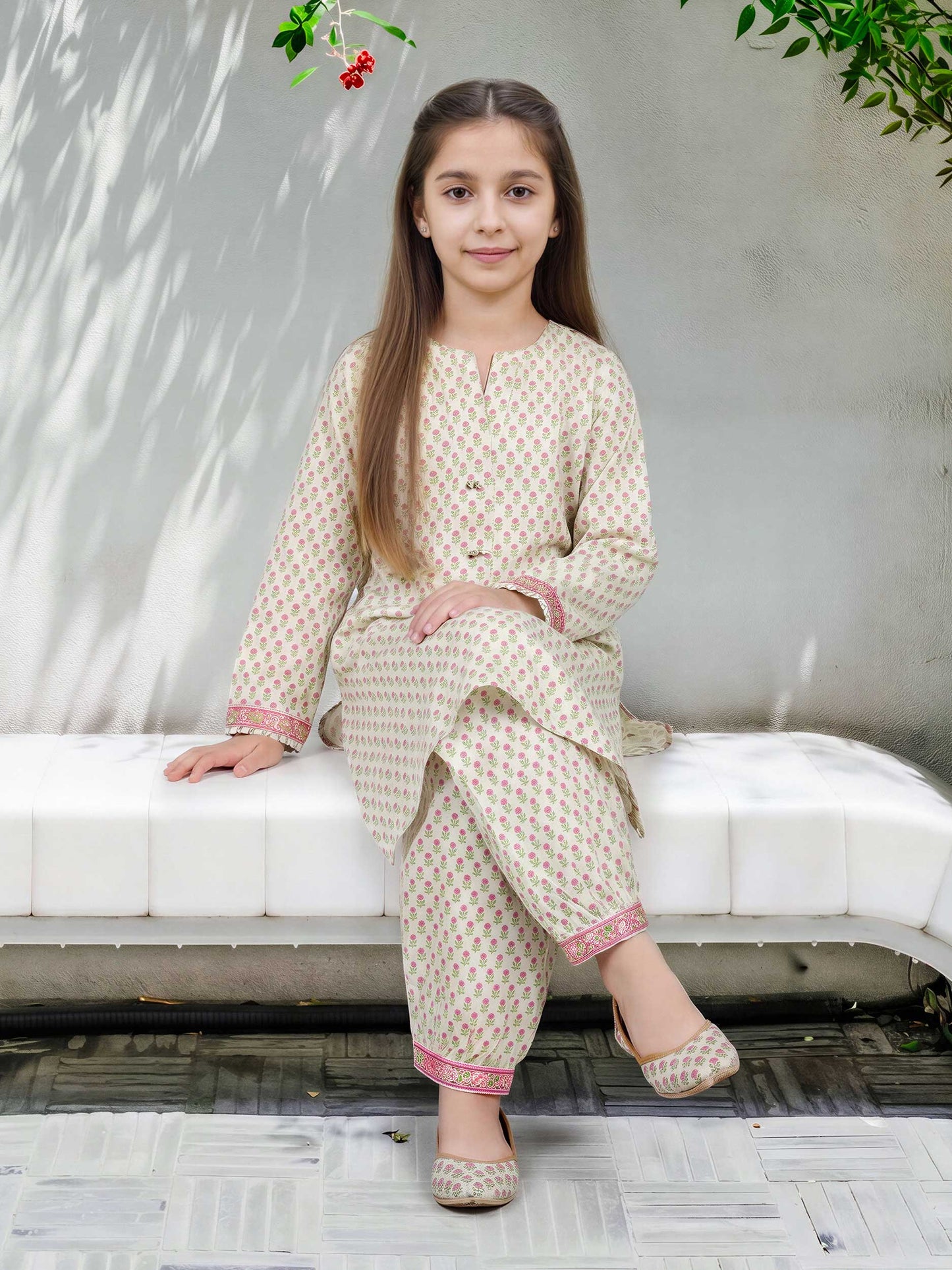 2 Piece Lawn Suit (Pret)