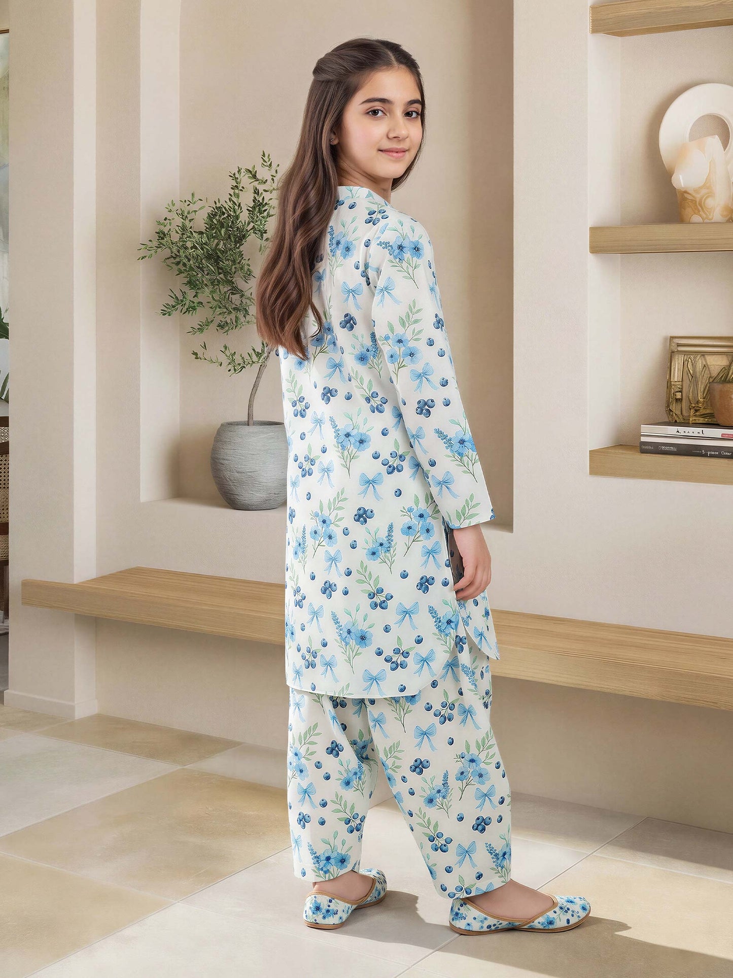 2 Piece Lawn Suit (Pret)