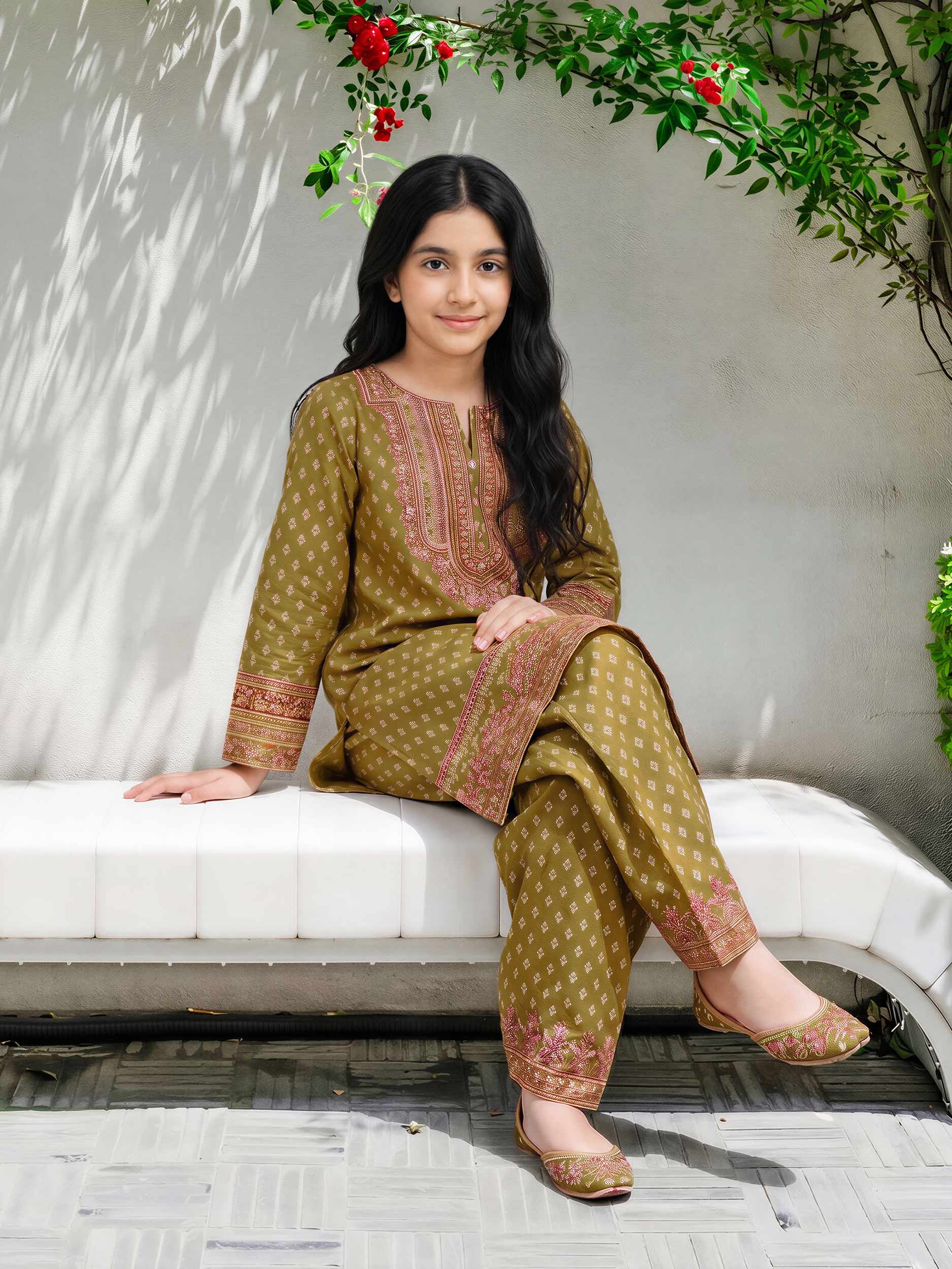 2 Piece Lawn Suit- Embroidered (Pret)