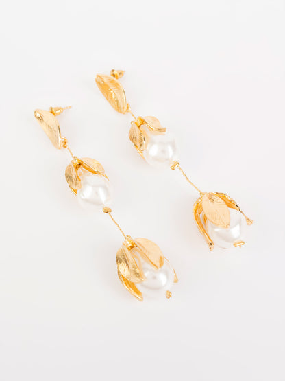 Dangling Flower Earrings