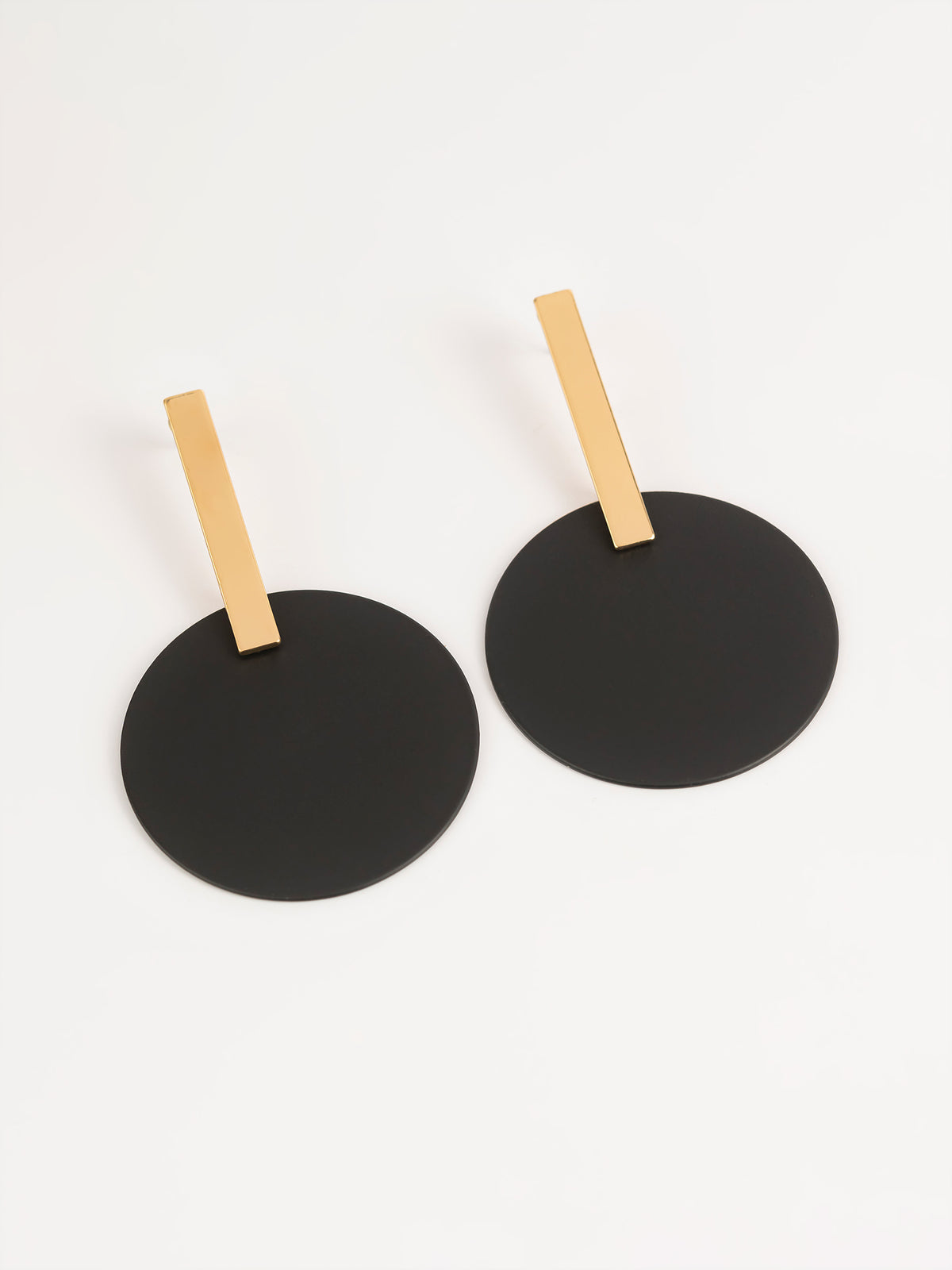 Dangle Round Earrings