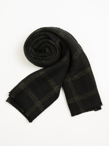 Pleated Sequined Woolen Shawl