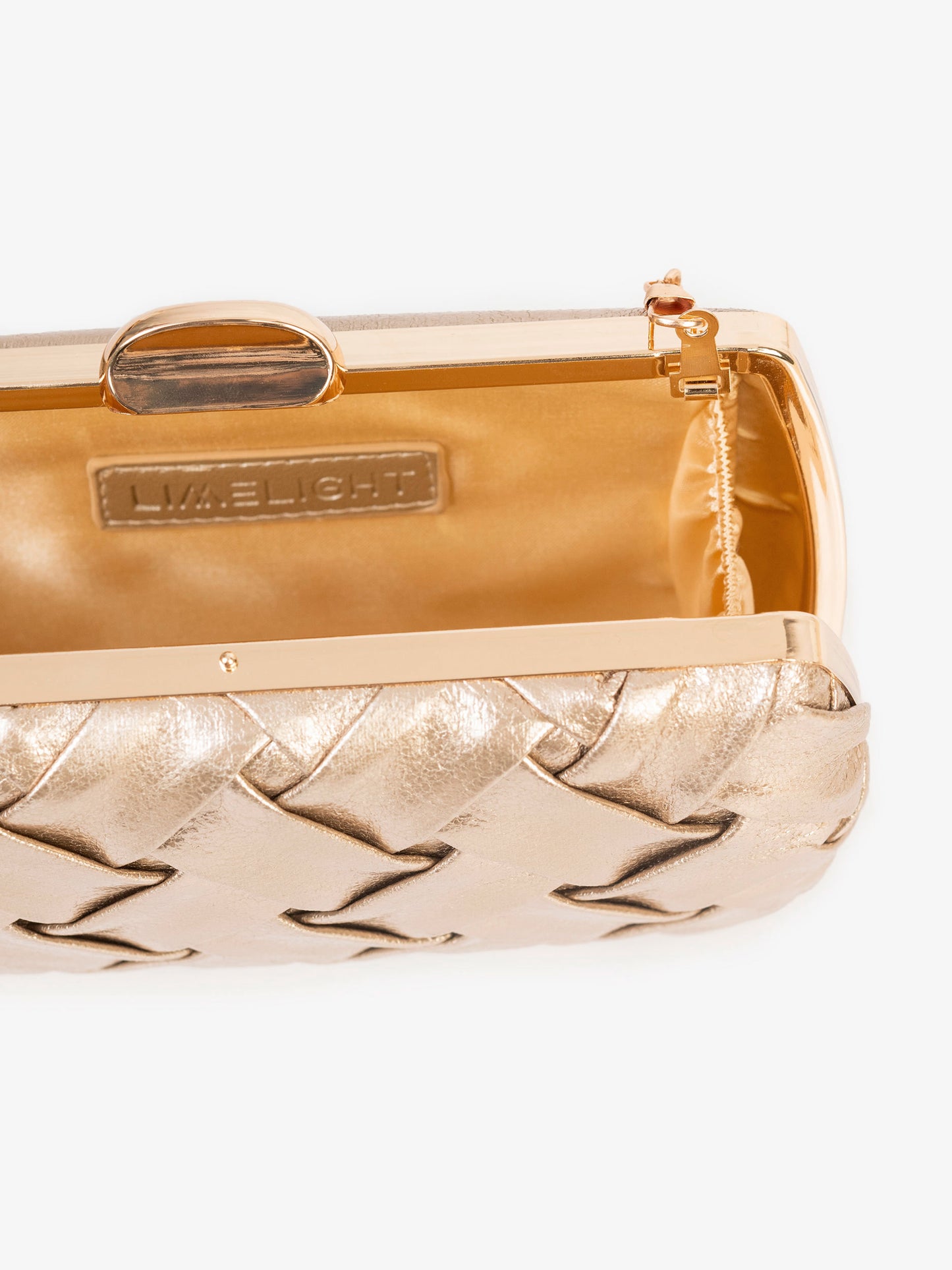 Crisscross Clutch