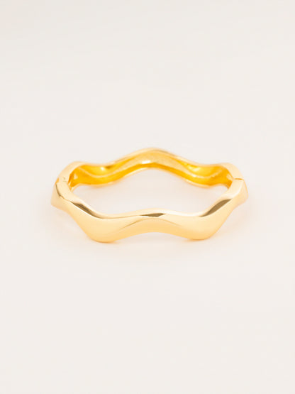 Wavy Bangle Bracelet