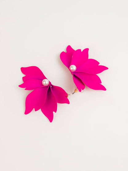 Floral Pearl Earrings