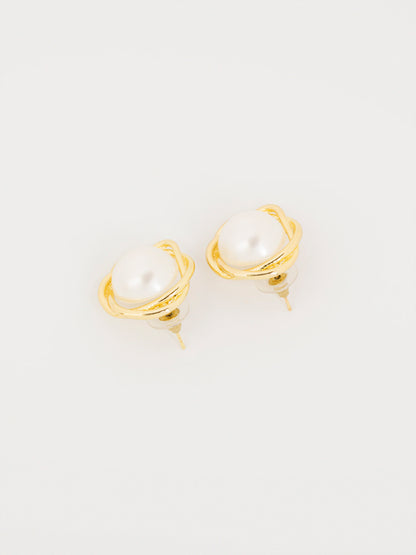 Floral Pearl stud Earrings