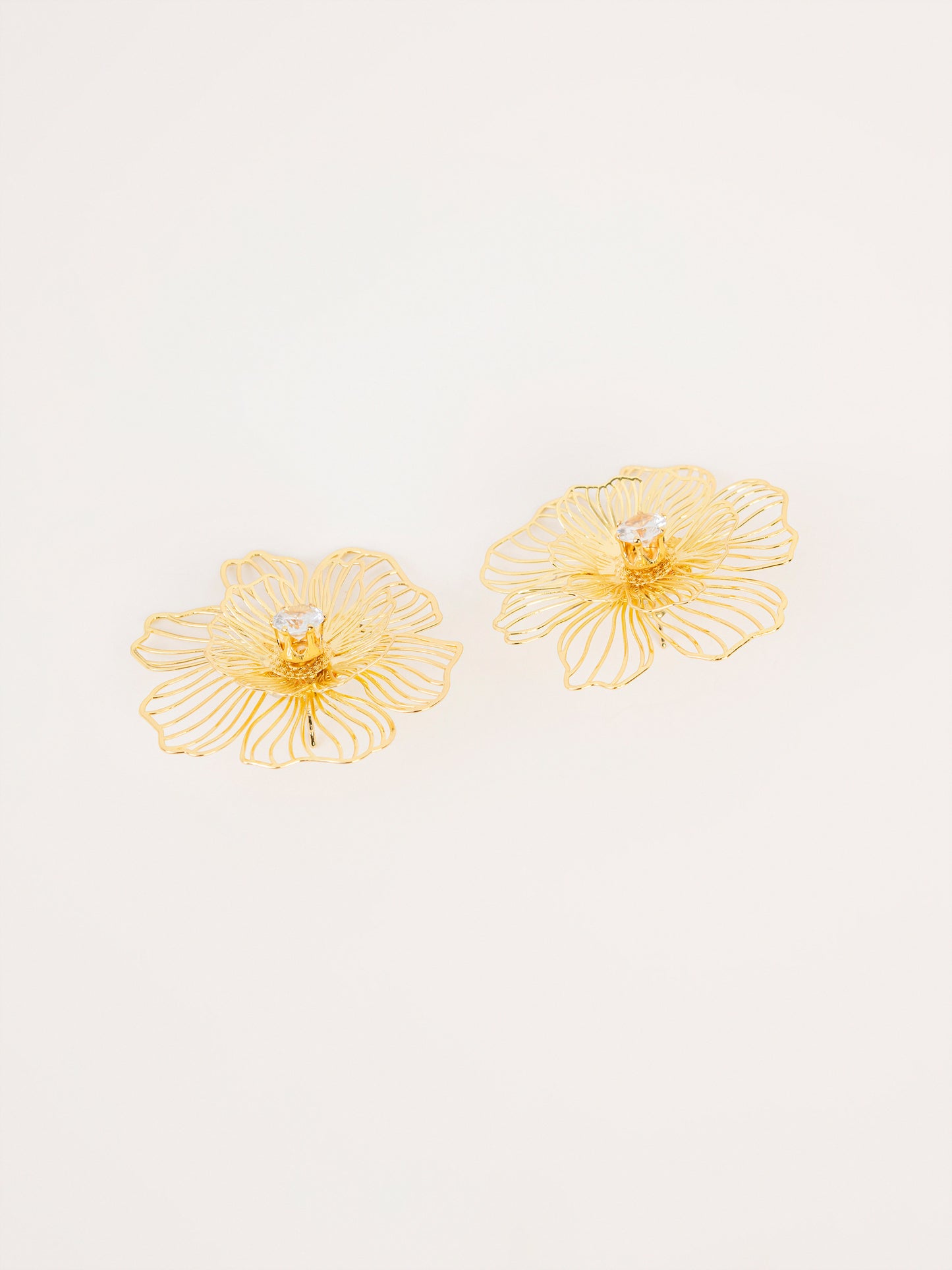 Floral Wire Earrings