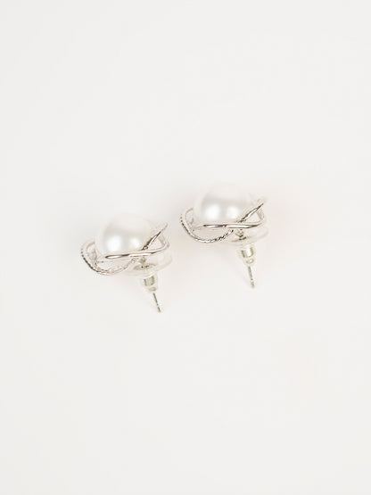 Floral Pearl Studs