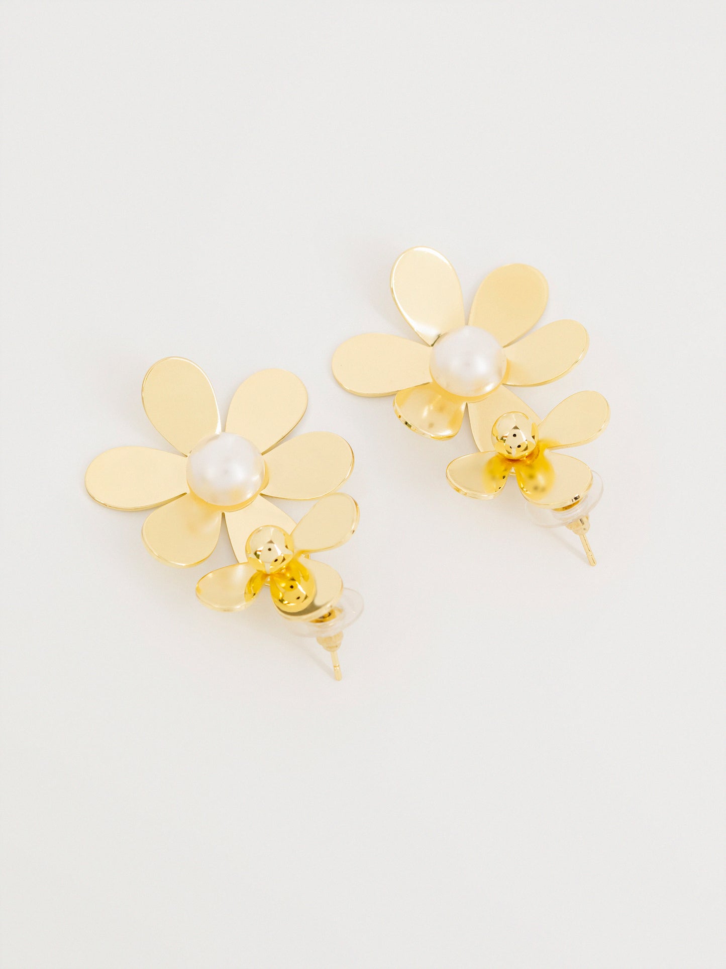 Flora Pearl Drop Earrings