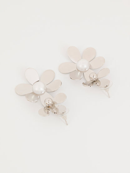 Flora Pearl Drop Earrings