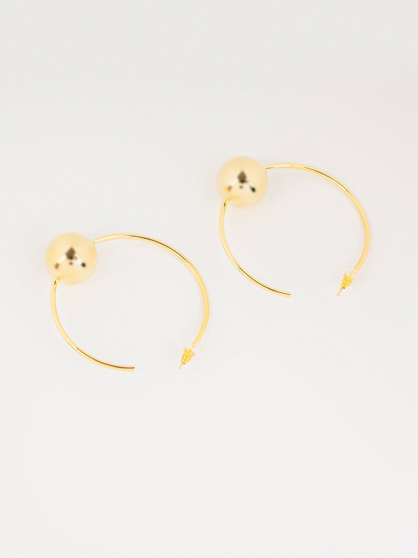 Minimal Hoop Earrings