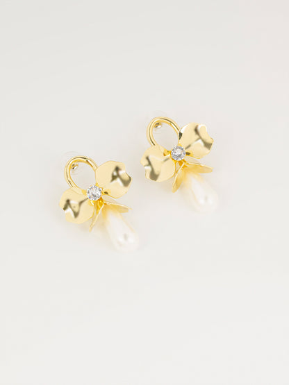 Bow Pearl Earrings